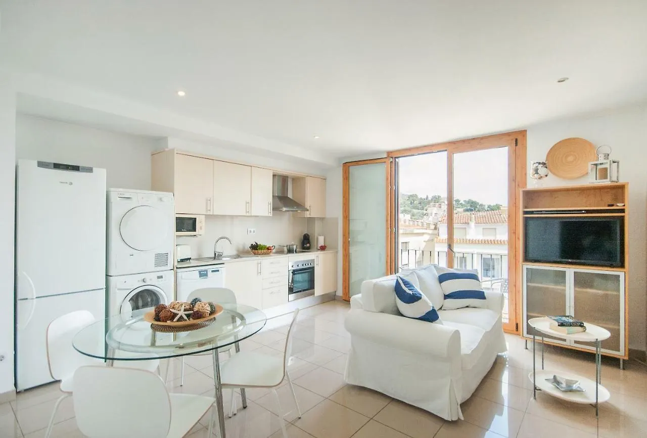 Lets Holidays Estrella Pelegri 2 Tossa de Mar Apartment