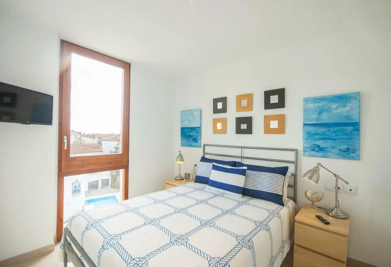 Lets Holidays Estrella Pelegri 2 Tossa de Mar Spain